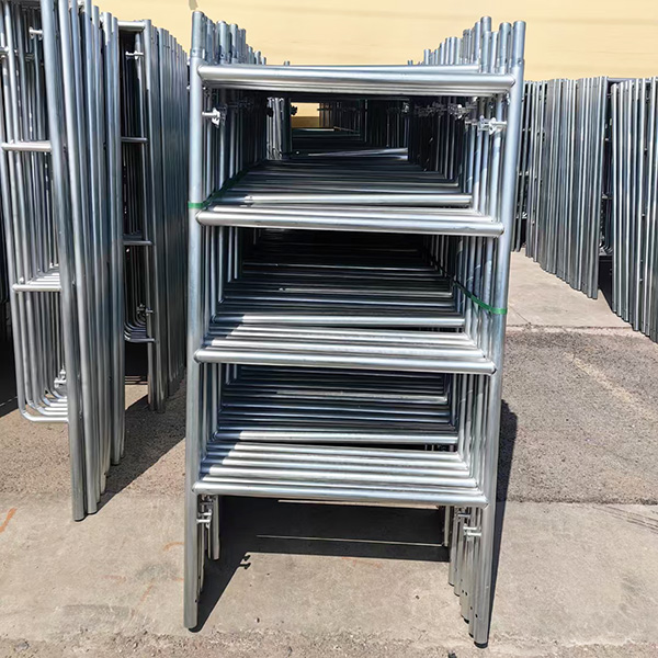 Folding Scaffolding